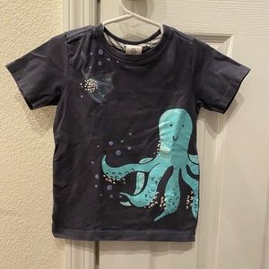 Tommy Bahama gray tee with octopus detail. Size 3T.